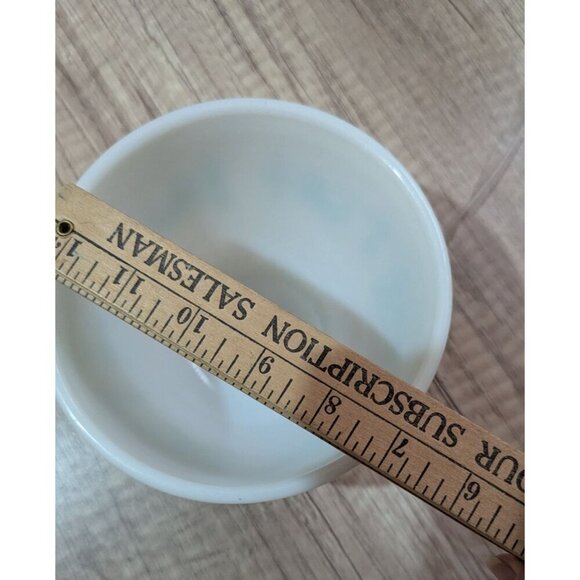 Pyrex Turquoise Amish Butterprint Milk Glass Mixing Bowl 401 1.5 Pint Mid-Centur - Picture 6 of 8